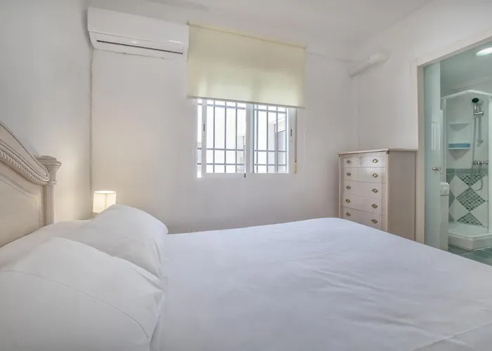 San Miguel Center * קורדובה