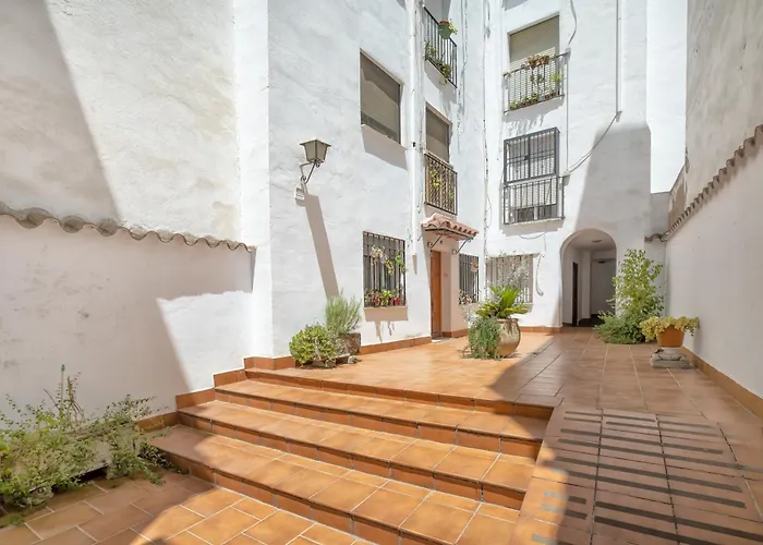 San Miguel Center * קורדובה